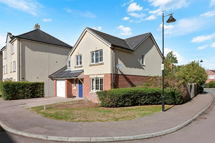 5 Bedroom Detached House To Rent In Scarborough Drive, Croxley Green, Rickmansworth, Hertfordshire, WD3