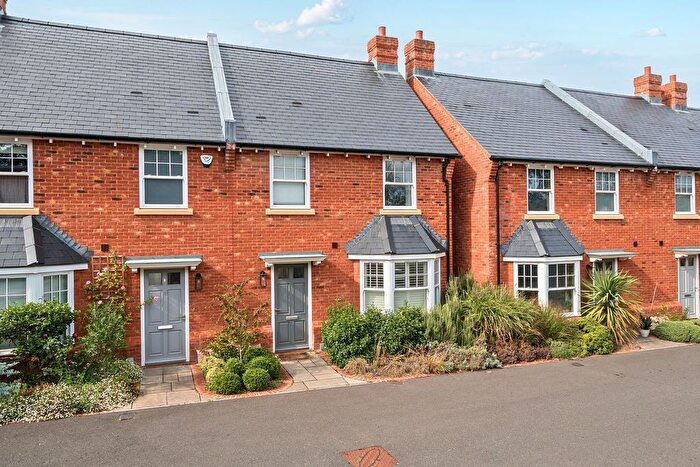 2 Bedroom Semi-Detached House For Sale In Connaught Place, Brockenhurst, SO42