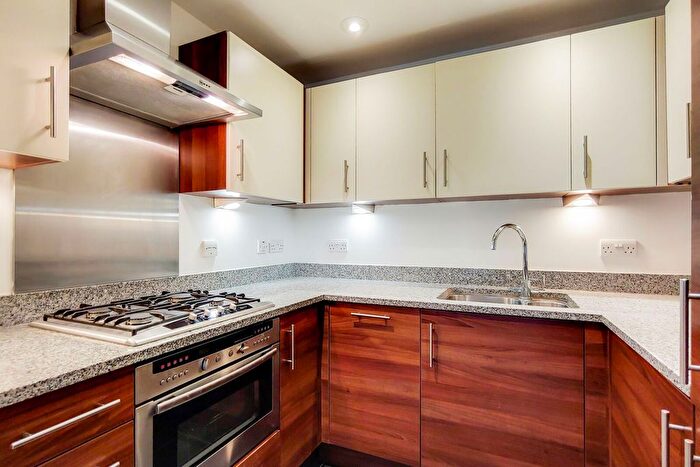 1 Bedroom Flat To Rent In Steward Street, Spitalfields, London, E1