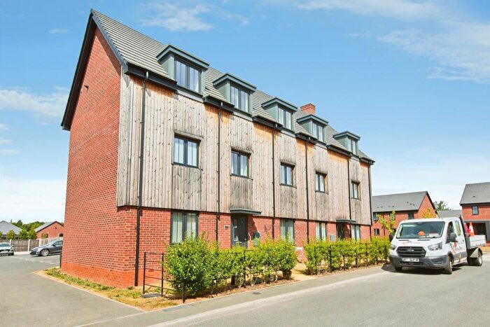 2 Bedroom Apartment For Sale In Nathaniel Drive, Allestree, Derby, DE22