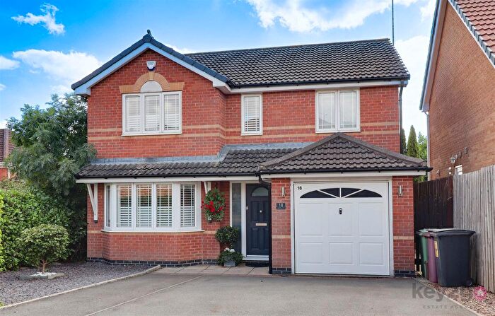 4 Bedroom Detached House For Sale In Glebe View, Barlborough, Chesterfield, S43