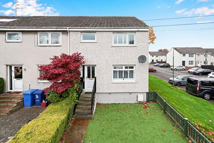 3 Bedroom Semi-Detached House For Sale In Gordon Avenue, Bonnyrigg, EH19