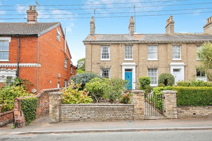 3 Bedroom Semi-Detached House For Sale In Gallows Hill, Ipswich, Suffolk, IP7