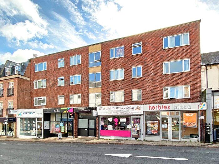 1 Bedroom Flat To Rent In Victoria Road, Aldershot, Aldershot, GU11