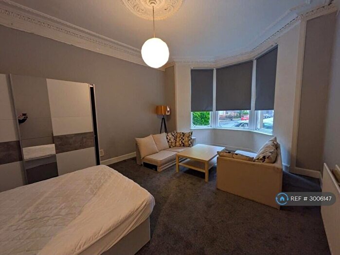 4 Bedroom Flat To Rent In West Princes Street, Glasgow, G4