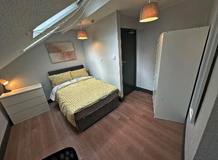 5 Bedroom Double Rooms To Rent In Room, Elimgrove St, Belfast, BT14