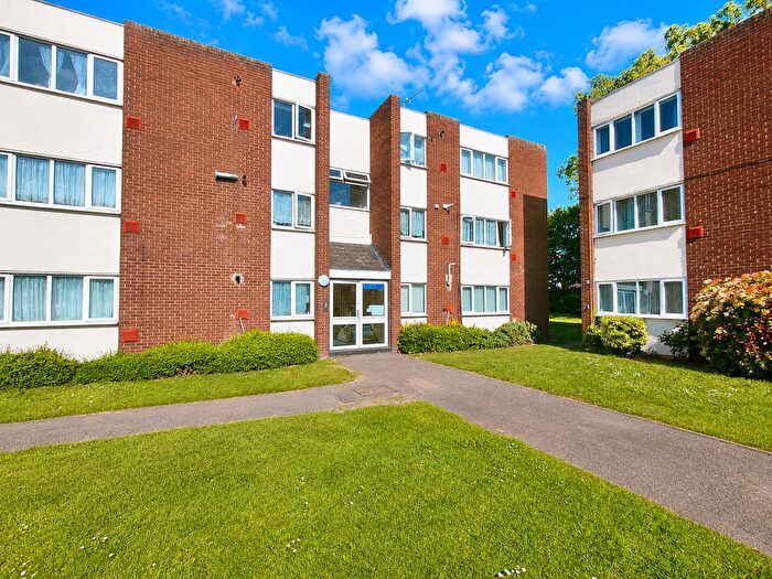 2 Bedroom Flat For Sale In Sandown Close, Hounslow, TW5