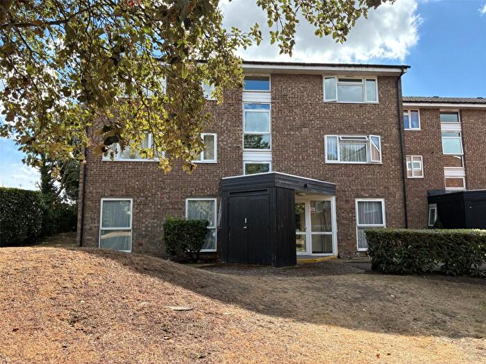 1 Bedroom Flat For Sale In Dyke Drive, Orpington, BR5