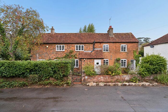 4 Bedroom Detached House For Sale In Church Street, Bovingdon, Hertfordshire, HP3
