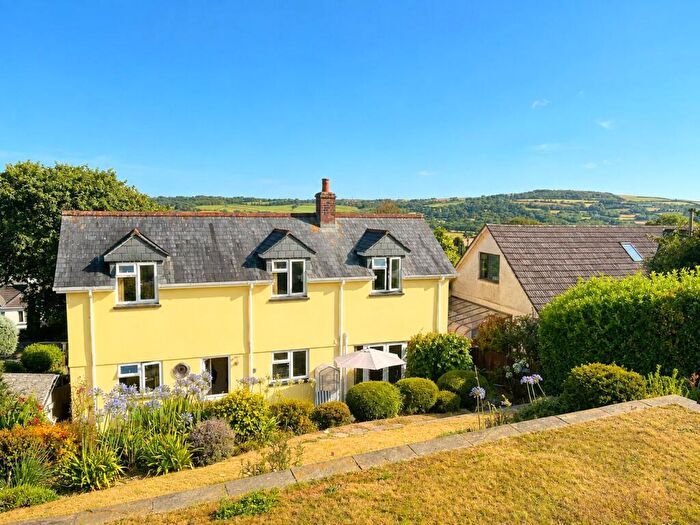 4 Bedroom Detached House For Sale In Crabtree Lane, Bodmin, Cornwall, PL31
