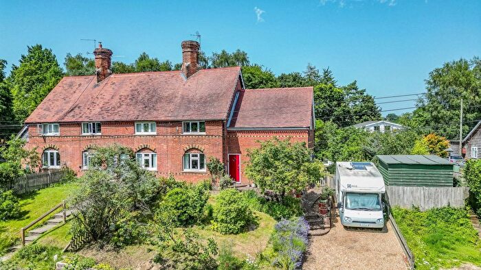 3 Bedroom End Of Terrace House For Sale In Stream Lane, Hawkhurst, TN18