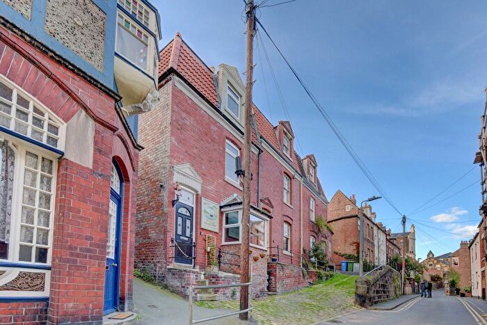 3 Bedroom Terraced House For Sale In Cliff Street, Whitby, YO21