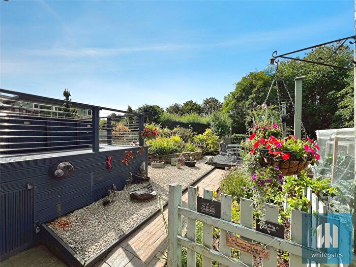 3 Bedroom Bungalow For Sale In Toothill Bank, Brighouse, HD6
