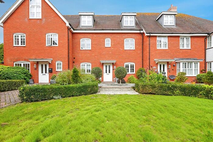 4 Bedroom Terraced House For Sale In Woolmer Close, Canterbury, Kent, CT1