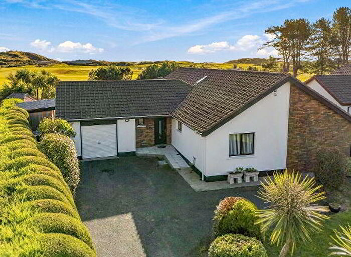 4 Bedroom Detached House With Adjoining Businesses For Sale In The Fairways, Newcastle, BT33