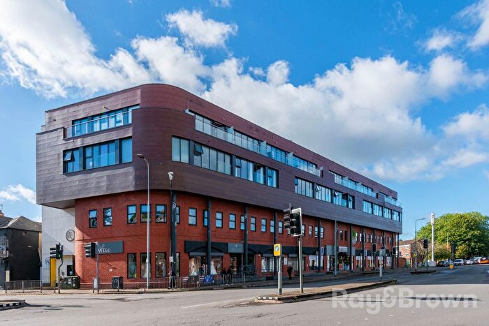 1 Bedroom Flat For Sale In Wellington House, Cardiff, CF11