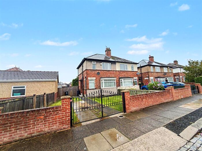 2 Bedroom Semi-Detached House For Sale In Lynton Gardens, Darlington, DL1