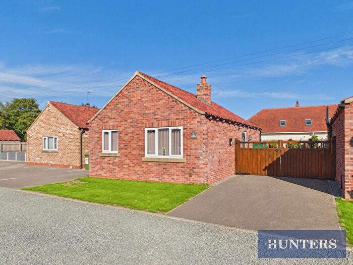 2 Bedroom Detached Bungalow For Sale In Sands Lane, Barmston, Driffield, YO25