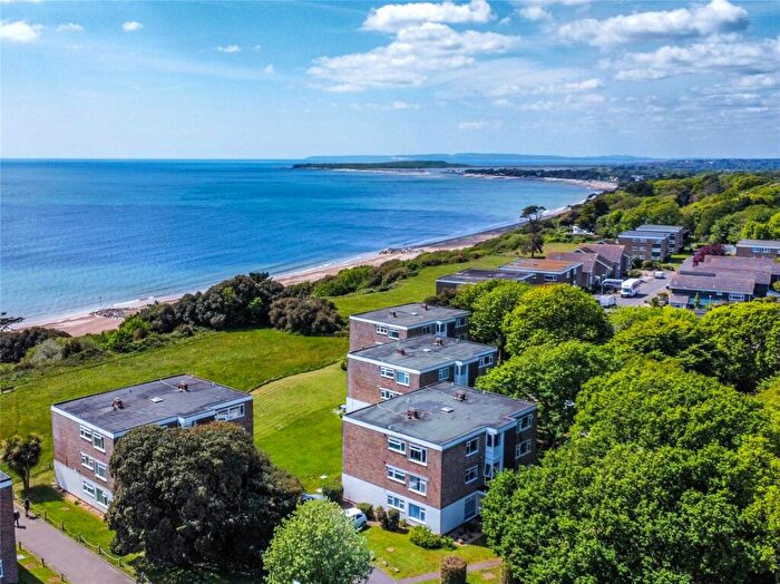 2 Bedroom Apartment For Sale In Beacon Court, Beacon Drive, Highcliffe, Dorset, BH23