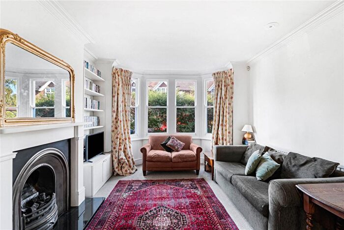 4 Bedroom Terraced House For Sale In Sunningwell Road, New Hinksey, OX1