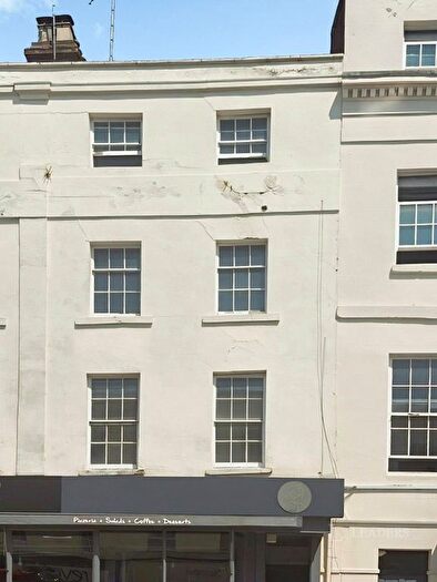 1 Bedroom Flat To Rent In Warwick Street, Leamington Spawarwick, Warwickshire, CV32