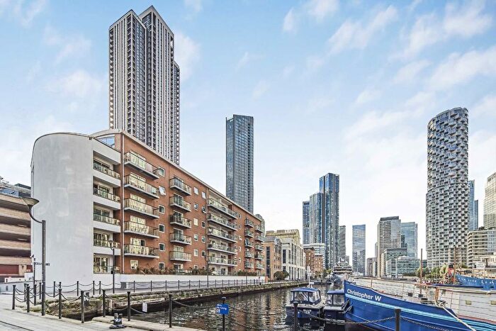 1 Bedroom Flat For Sale In Lawn House Close, London, E14