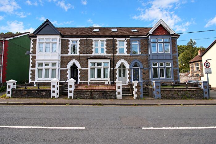 6 Bedroom Terraced House For Sale In Llantwit Road, Treforest, Pontypridd, CF37