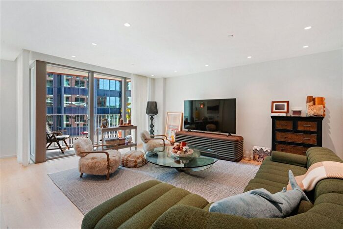 3 Bedroom Flat For Sale In Cadence, King's Cross, N1C