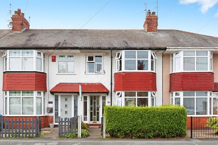 3 Bedroom Terraced House For Sale In Colville Avenue, Hull, HU4