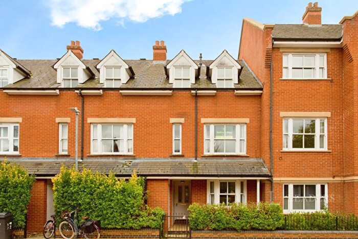 4 Bedroom Property To Rent In Ravensworth Gardens, Cambridge, Cambridgeshire, CB1