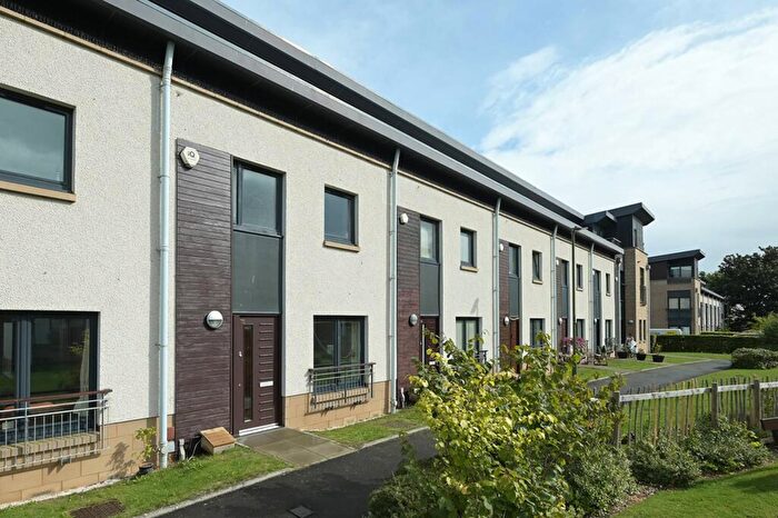 3 Bedroom Terraced House For Sale In East Pilton Farm Wynd, Fettes, Edinburgh, EH5