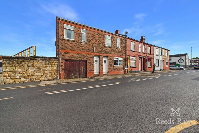 5 Bedroom End Of Terrace House For Sale In St. Helens Road, Prescot, Merseyside, L34