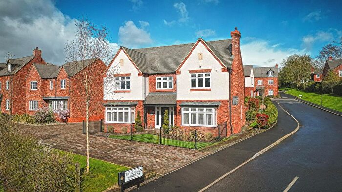 5 Bedroom Detached House For Sale In Tithe Barn Gardens, Repton, Derby, DE65