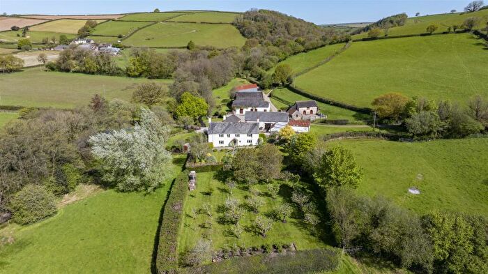 5 Bedroom Detached House For Sale In Bishops Nympton, South Molton, EX36