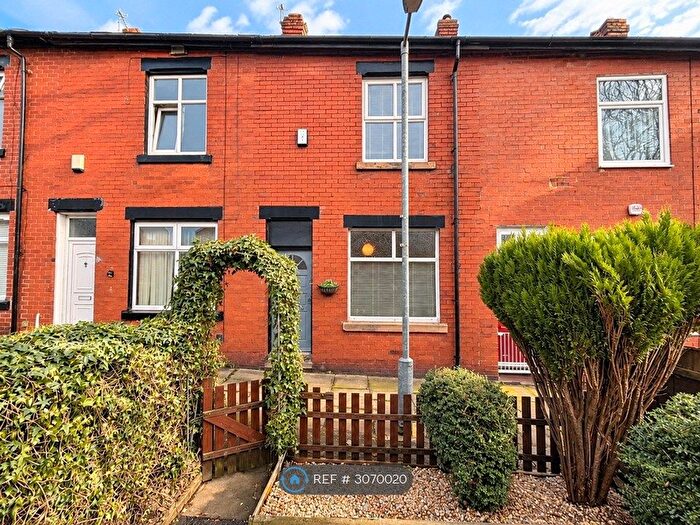 2 Bedroom Terraced House To Rent In Tomlinson St, Bolton, BL6
