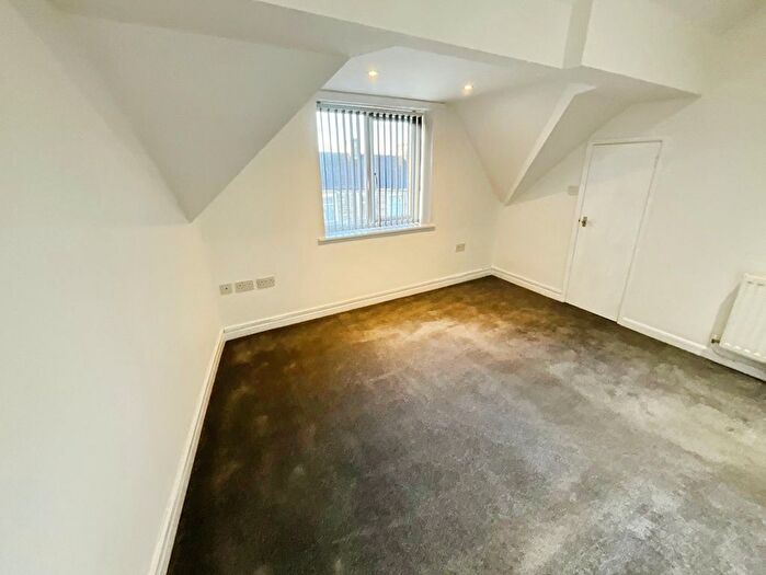 1 Bedroom Flat To Rent In Burnley Road, Padiham, BB12