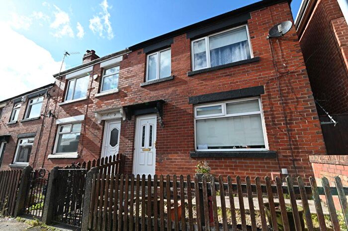 3 Bedroom Terraced House To Rent In Essex Street, Bolton, BL6