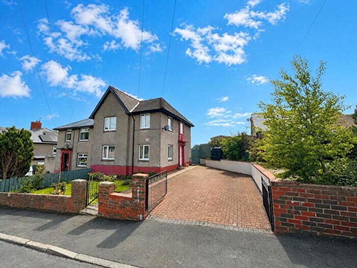 3 Bedroom Semi-Detached House For Sale In Vedra Close, Wearhead, DL13