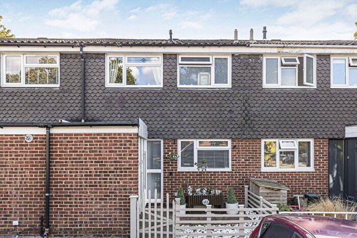 2 Bedroom Terraced House For Sale In Overstand Close, Beckenham, BR3
