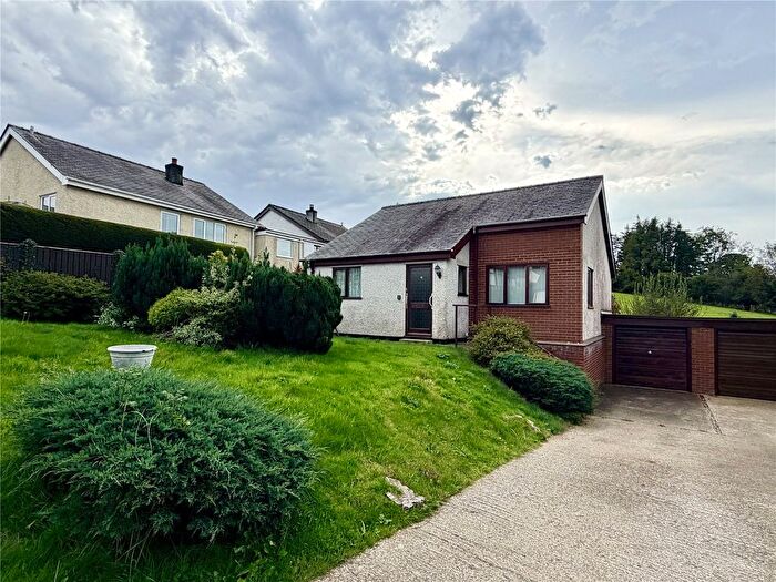 2 Bedroom Bungalow For Sale In Bron Y Waun, Rhiwlas, Bangor, Gwynedd, LL57