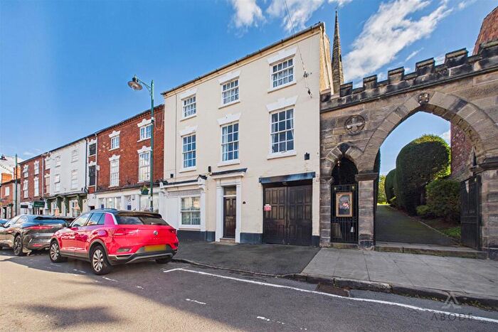 5 Bedroom House For Sale In Borough Street, Castle Donington, Derby, DE74