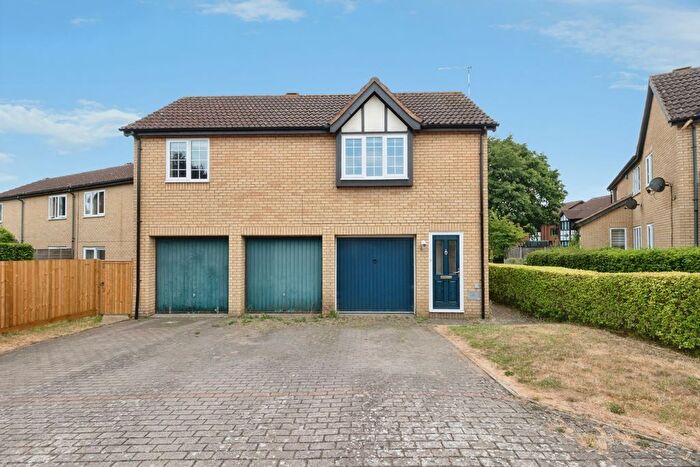 2 Bedroom Detached House For Sale In Lullingstone Drive, Bancroft Park, Milton Keynes, Buckinghamshire, MK13
