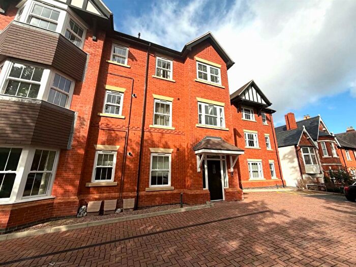 2 Bedroom Flat To Rent In School Road, Moseley, Birmingham, B13