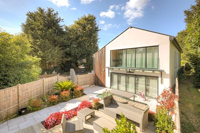 4 Bedroom Detached House For Sale In New Road, Lambourne End, Essex, RM4
