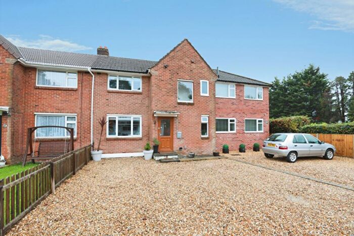 4 Bedroom Terraced House For Sale In Wavell Avenue, Poole, Dorset, BH17