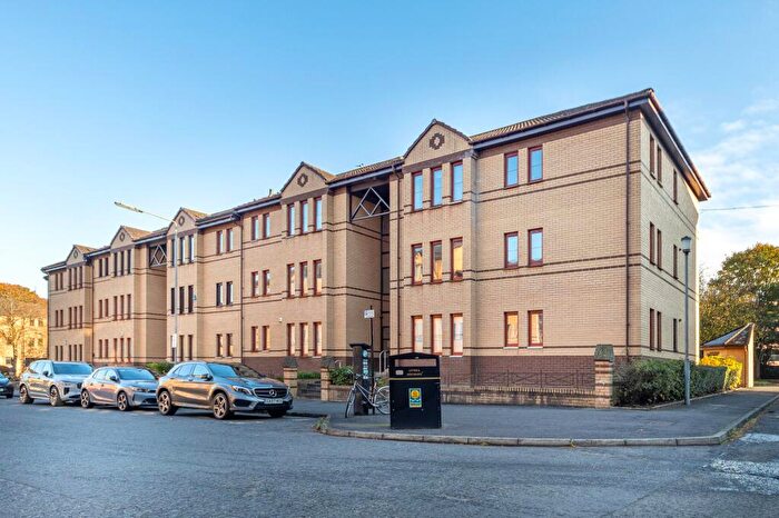 3 Bedroom Apartment For Sale In Herbert Street, North Woodside, Glasgow, G20
