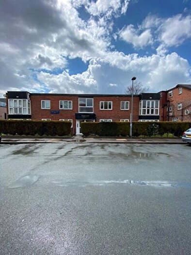 2 Bedroom Flat To Rent In Roston Court, Roston Road, Salford., M7