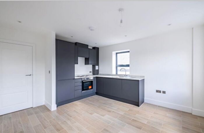 1 Bedroom Flat To Rent In Widmore Road, Bromley, BR1