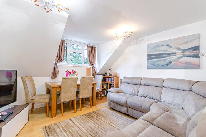 1 Bedroom Maisonette For Sale In Hinkley Close, Harefield, Uxbridge, UB9