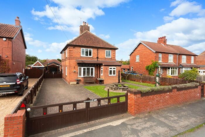 4 Bedroom Detached House For Sale In Ashdale Road, Helmsley, York, North Yorkshire, YO62
